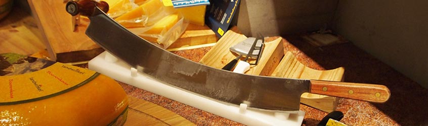 How to cut cheese